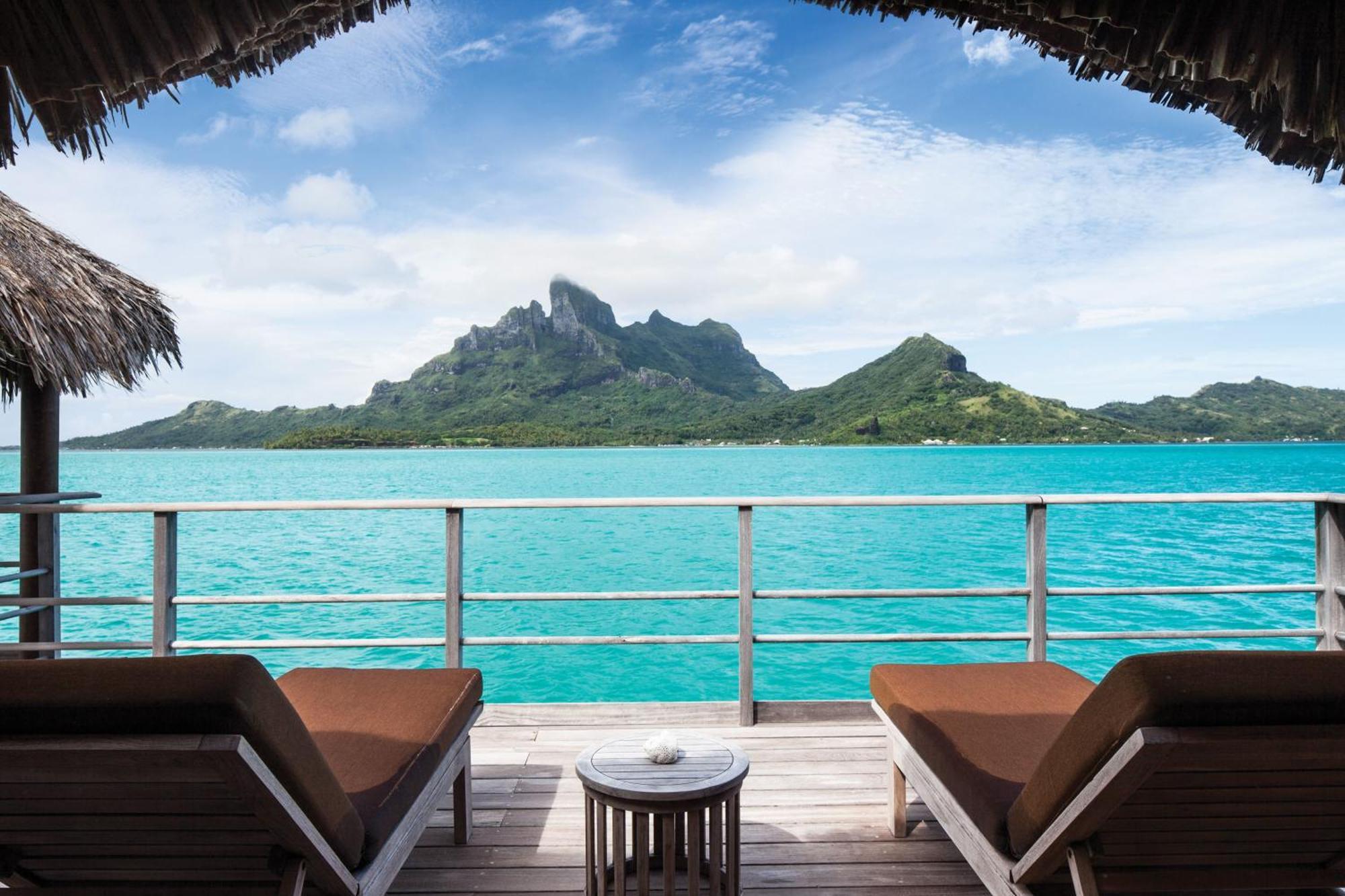 One Bedroom Premier Mountain view Overwater Bungalow Suite King